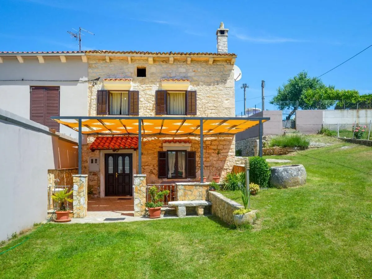 Holiday Home Laura - Pul470 By Interhome Pula Croatia