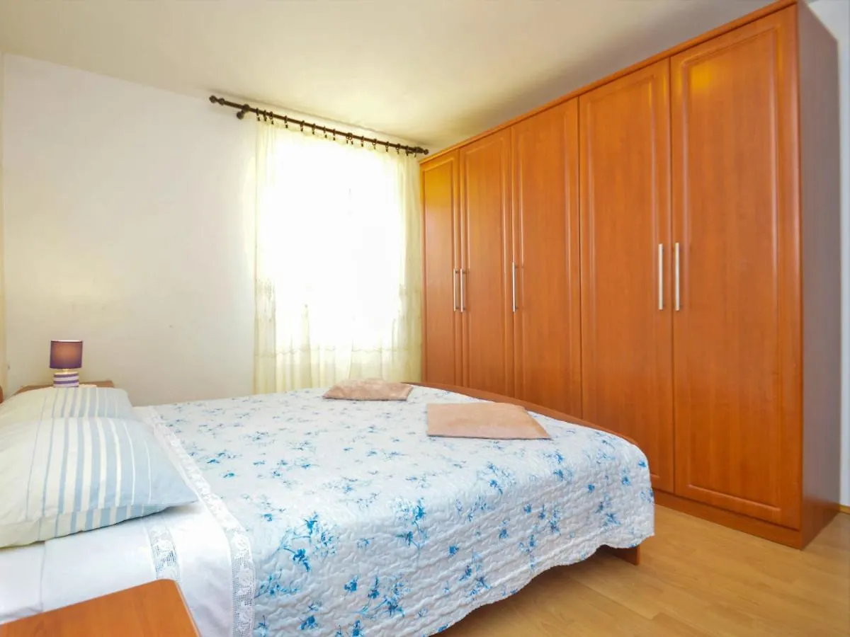 Holiday Home Laura - Pul470 By Interhome Pula 0*,